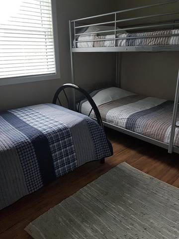 Cottage for 6 Guests in Lake Huron ON, Picture 2