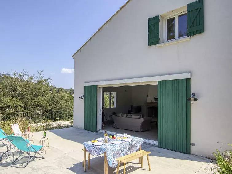 Maison 8 Personnes in Saint-Cyr-sur-Mer, Côte méditerranéenne (France)