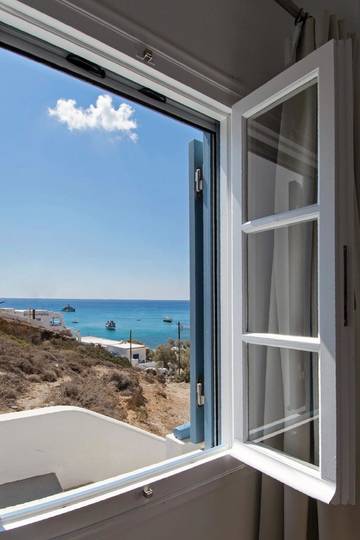 Maison d’hôte pour 2 personnes, avec vue et terrasse dans Folégandros
