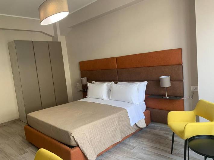 Appart’hôtel pour 3 personnes, avec balcon - 1