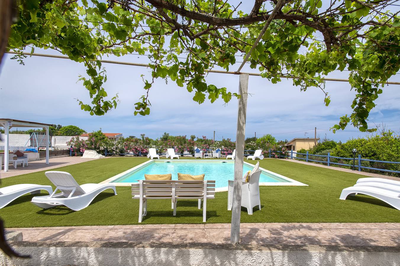 Villa Sara" con piscina privata, Wi-Fi e aria condizionata in Sorso, Provincia di Sassari