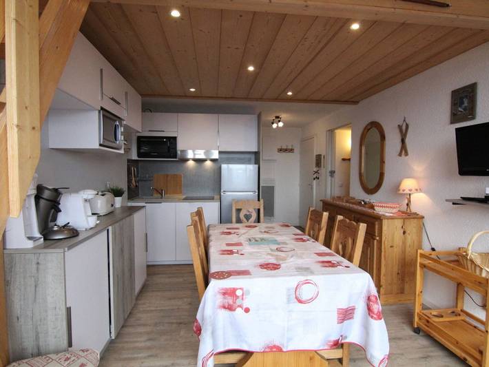 Appartement entier, Charmant 4 pièces avec balcon, proche commerces et remontées, Alpe d'Huez, 6 pers, animaux acceptés in Huez, Parc national des Écrins