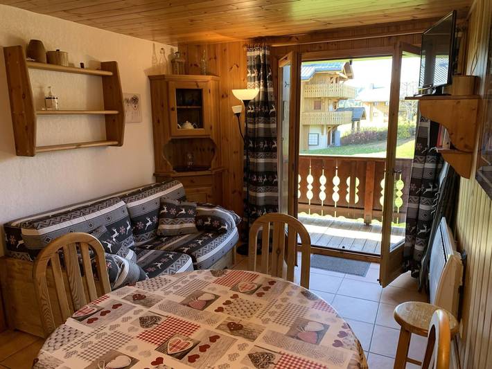 Chalet pour 4 personnes, avec balcon et vue dans Bisanne 1500