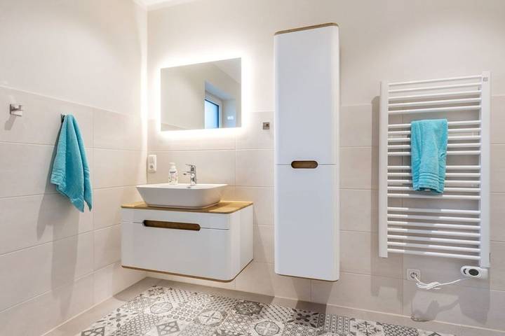 Bungalow für 5 Personen, mit Terrasse und Garten sowie Pool und Sauna auf Fehmarn - 2