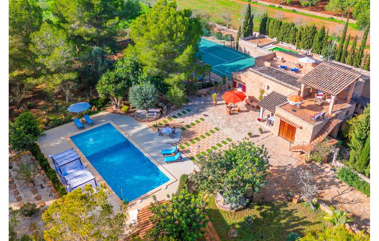 Finca für 6 Personen, mit Terrasse und Pool in Porreres