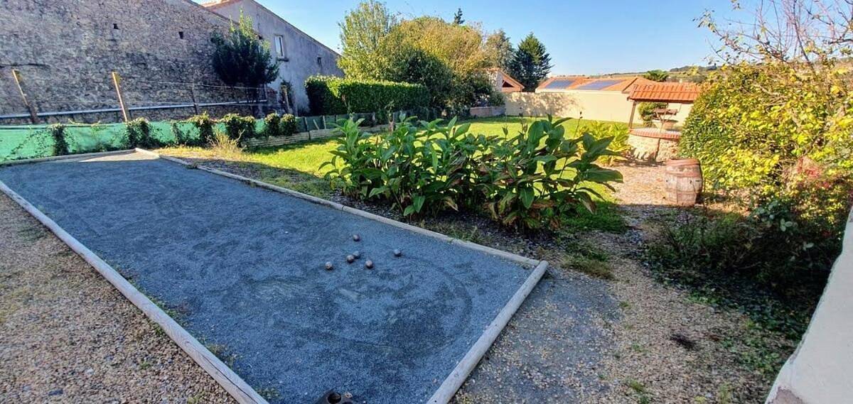 Le Marsiluga Maison 12 pers à 6 min du Puy du Fou in Saint-Mars-la-Réorthe, Région de La Roche-sur-Yon