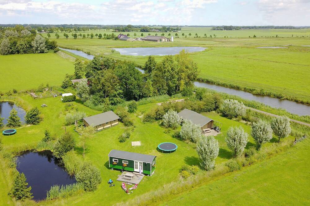 Wunderschön eingerichtetes Safarizelt und Zirkuswagen mit privatem Badezimmer. in Groningen und Umgebung