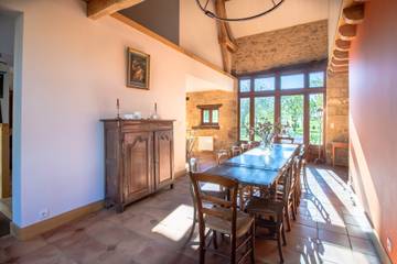 Location De Vacances pour 10 Personnes dans Sainte-Trie, Dordogne, Photo 4
