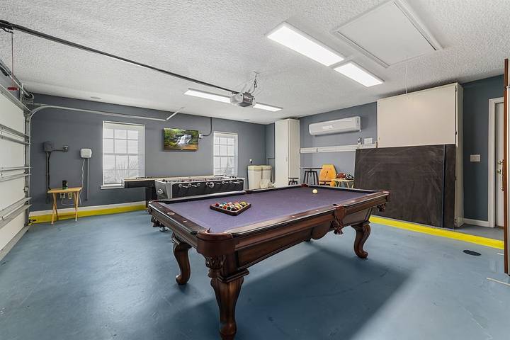 Vacation rental for 12 people, with hot tub and yard in Jacksonville Beach