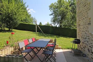 Gîte pour 6 Personnes dans Surdoux, Parc Naturel Régional de Millevaches en Limousin, Photo 1