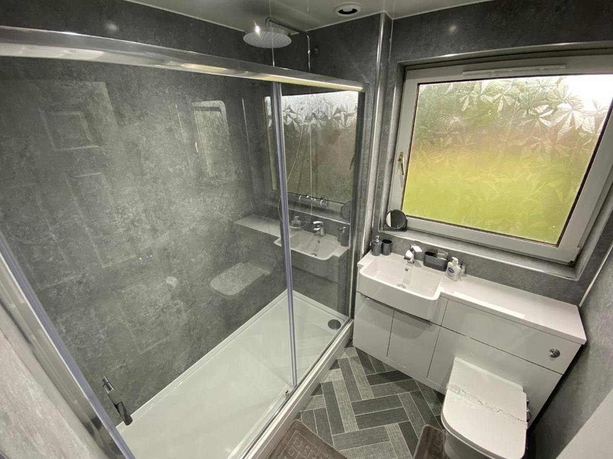 Entire apartment, Two-Bedroom Apartment in Dunfermline, Fife region