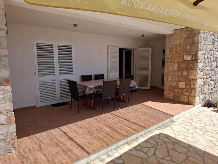 Vacation rental for 5 people, with balcony/terrace on Hvar