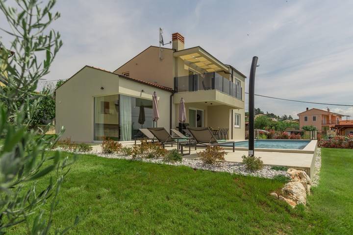 Villa per 6 persone, con Balcone/Terrazza e Vista oceano nonché Giardino e Piscina a San Marco