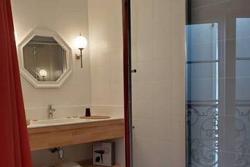 Chambre D’hôte pour 3 Personnes dans Cognac, Charente, Photo 4