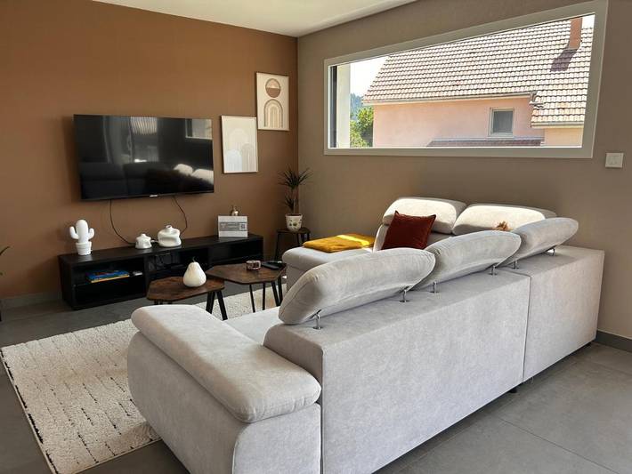 Gîte pour 6 personnes, avec terrasse à Les Fins - 4