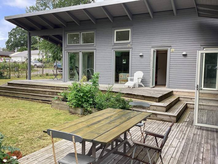 Feriehus for 8 personer, med Terrasse og Hage i Syd-Sverige
