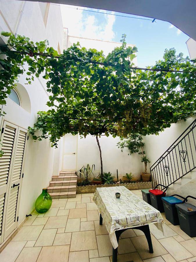 Location de vacances pour 3 personnes, avec jardin à Copertino - 2