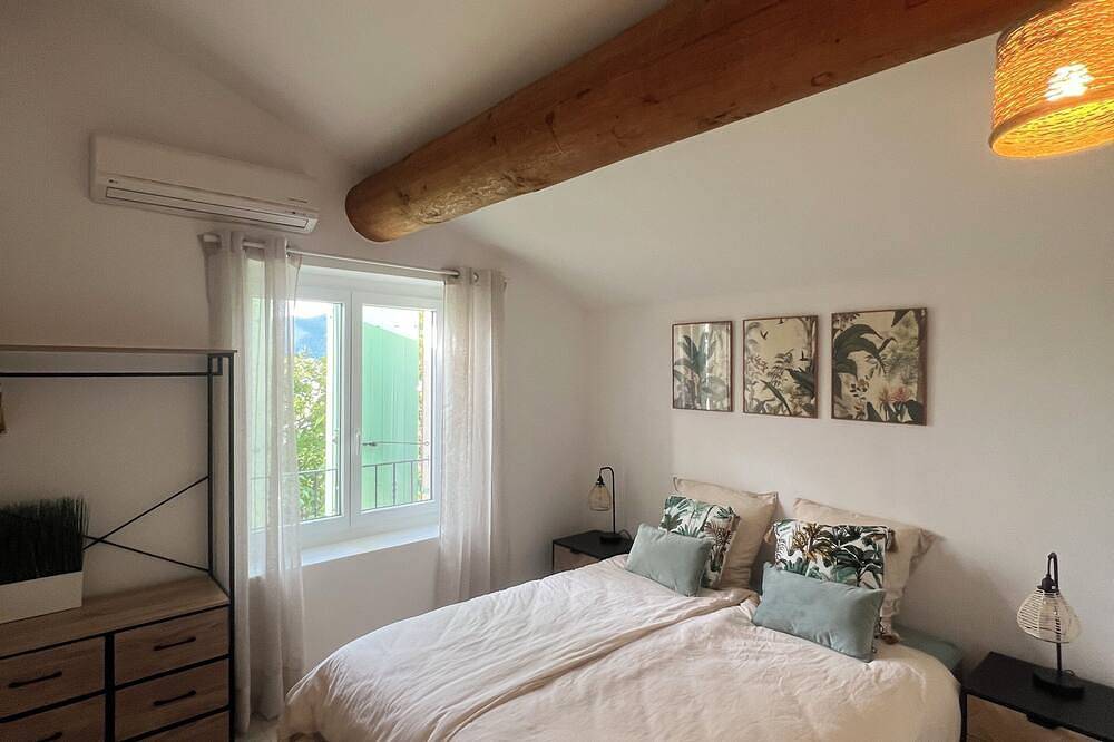 Appartement entier, La Parenthèse Balnéo in Donzère, Région de nyons