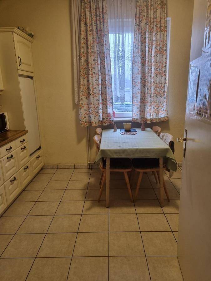 Ferienwohnung, mit Terrasse und Garten in Ahrensfelde - 4