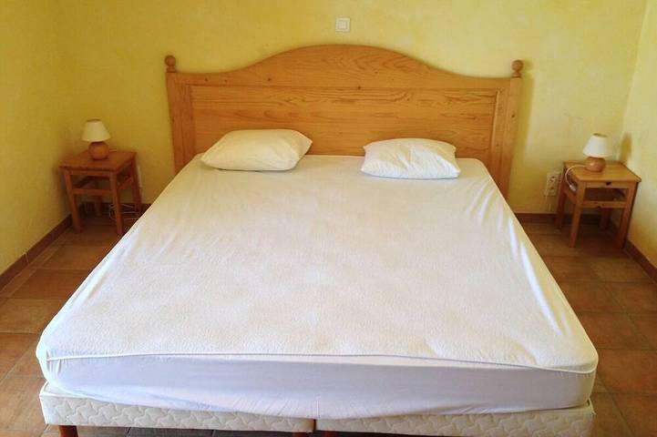 Location de vacances pour 18 personnes, avec piscine à Lurs - 3