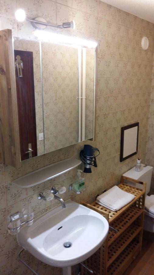 Gîte pour 8 personnes, avec terrasse et vue, animaux acceptés à Vionnaz - 4