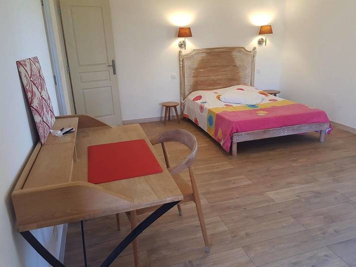 Location de vacances pour 4 personnes, avec jardin et piscine ainsi que vue et balcon, adapté aux familles à Saint-Bauzille-de-Putois - 3