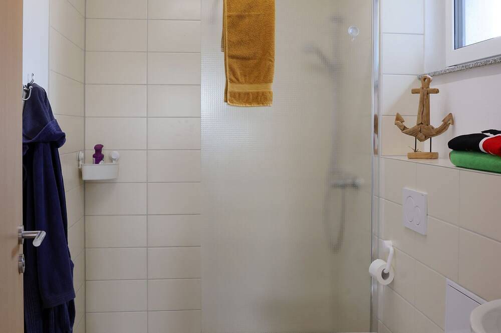 Ganze Wohnung, Ferienwohnung 'Nadine' - Seenest Lieske in Neu-Seeland, Lausitzer Seenland