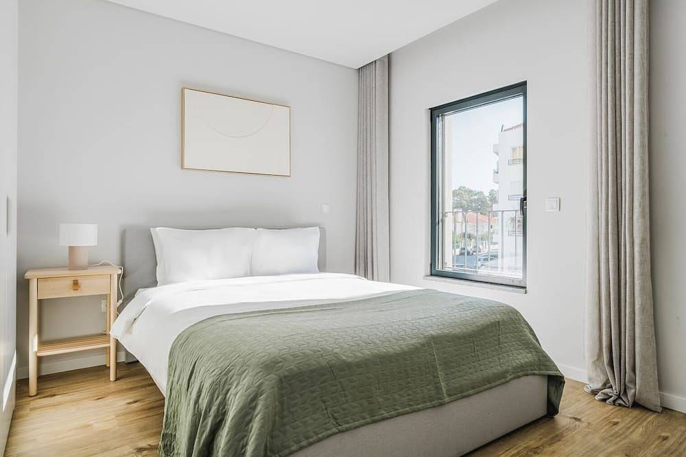 Ganze Wohnung, Blueground | Oeiras, Ac & w/d, nr Palácio in Oeiras, Costa de Lisboa