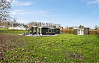 Ferienhaus für 9 Personen, mit Terrasse auf Langeland