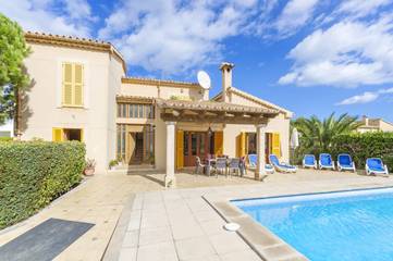 Villa in Pollença, Serra de Tramuntana für 6 