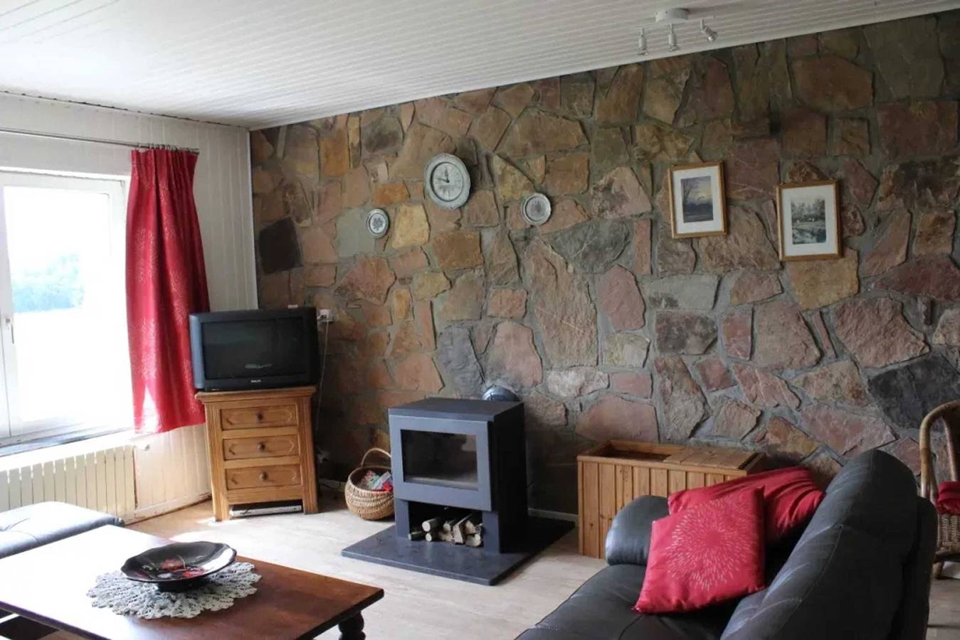 Ruim opgezette gezinswoning in Haut-Fays, 250 m² met tuin in Haut-Fays, Daverdisse