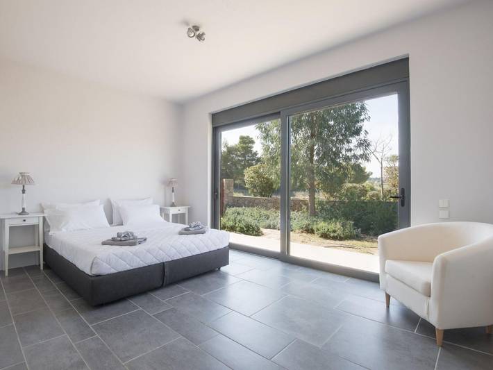 Location de vacances pour 6 personnes, avec balcon et jardin, animaux acceptés à Porto Heli - 2
