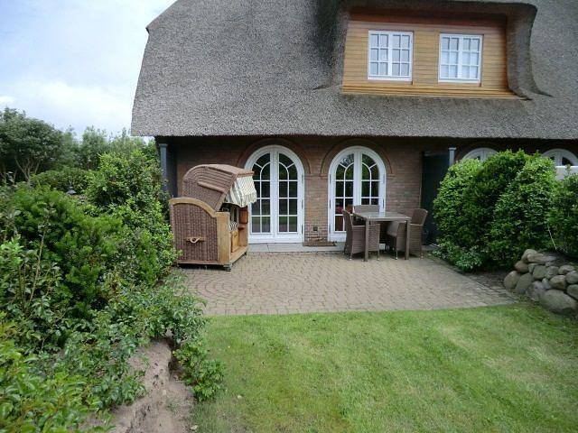 Ganze Ferienwohnung, Gartensuite West - Kamin, Sauna, Pool,Garten in Kampen (Sylt), Sylt