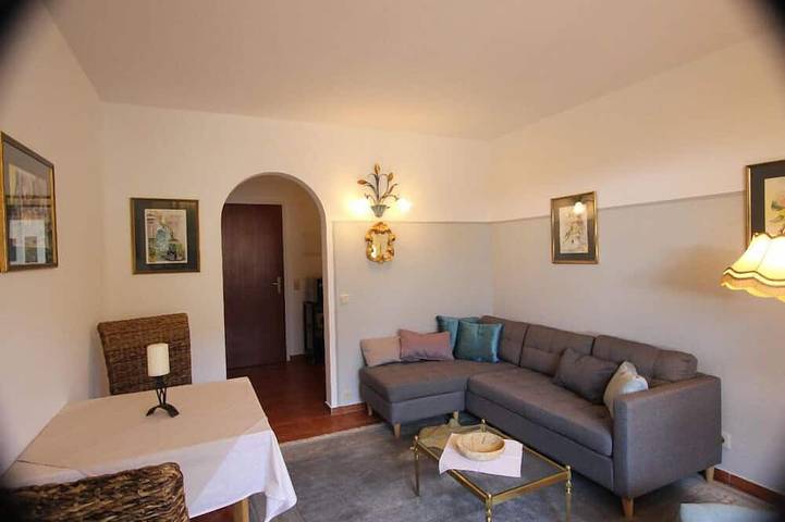 Ganze Wohnung, Ferienwohnung Hochkalter, 1-2 Personen, Dusche/Wc, Balkon, 1 Schlafzimmer Og in Hintersee, Ramsau bei Berchtesgaden