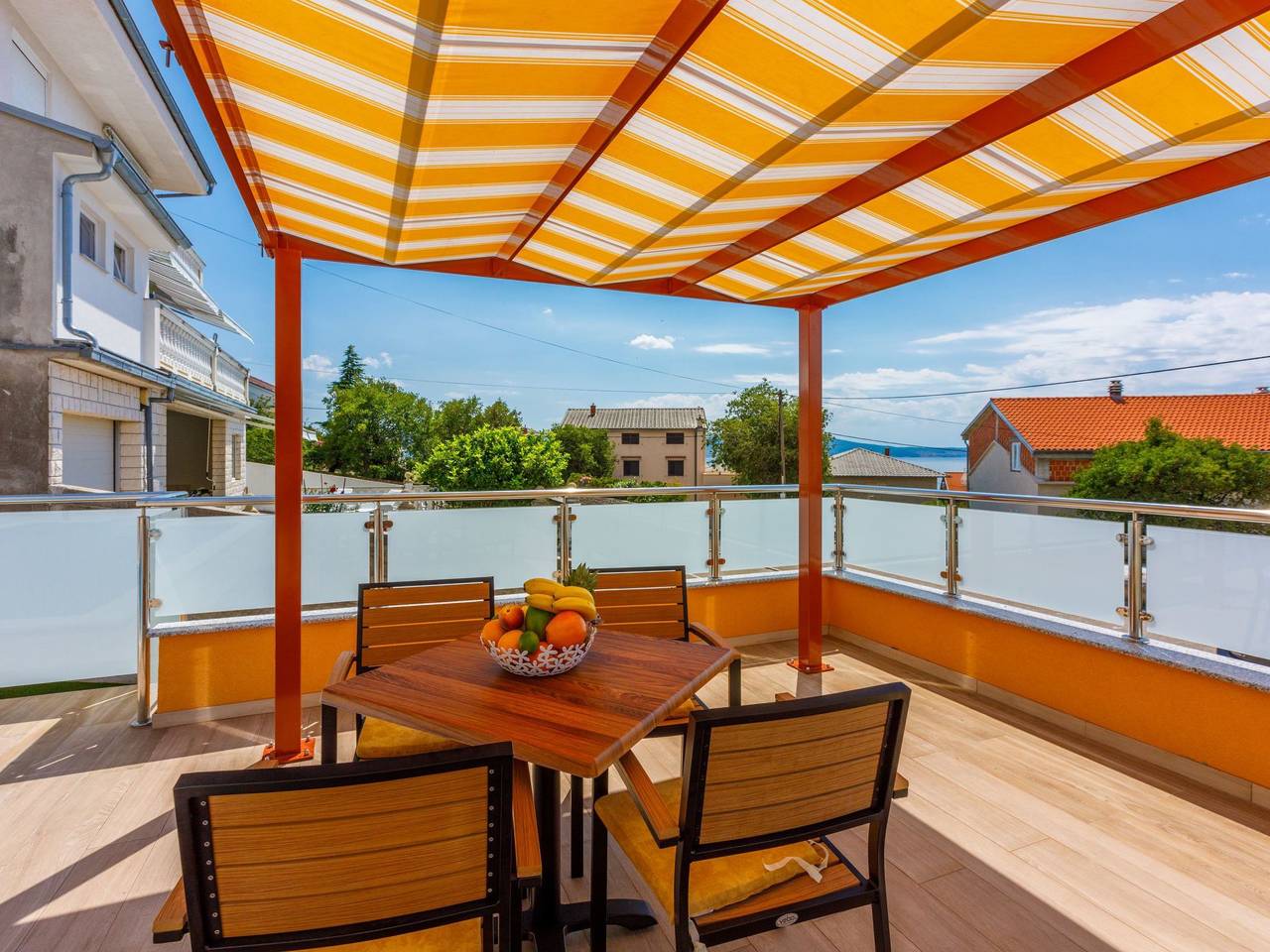 Ganze Wohnung, "Kauric" mit Gemeinschaftspool in Novi Vinodolski, Primorje-Gorski Kotar