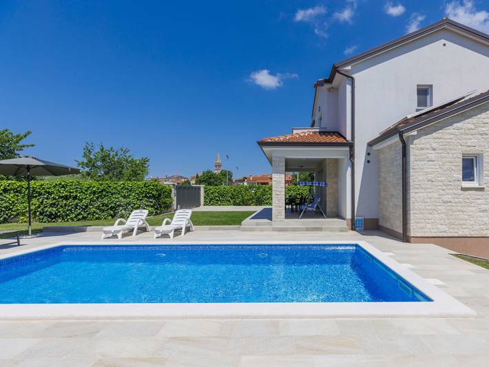 Ferienhaus für 6 Personen, mit Terrasse und Garten in Porec und Umgebung - 2
