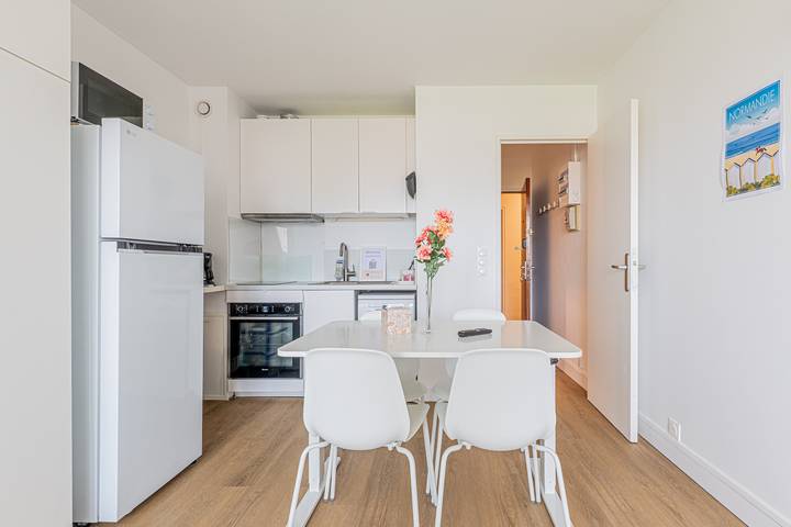 Ganze Wohnung, Ferienwohnung für 2 Personen mit Balkon in Courseulles-sur-Mer, Caen und Umgebung