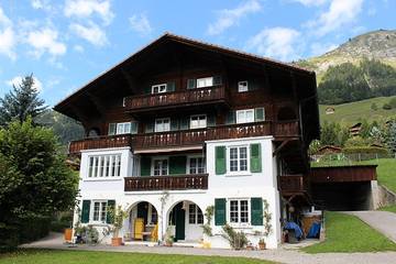 Cottage pour 7 personnes, avec balcon, adapté aux familles à Château-d' Œx
