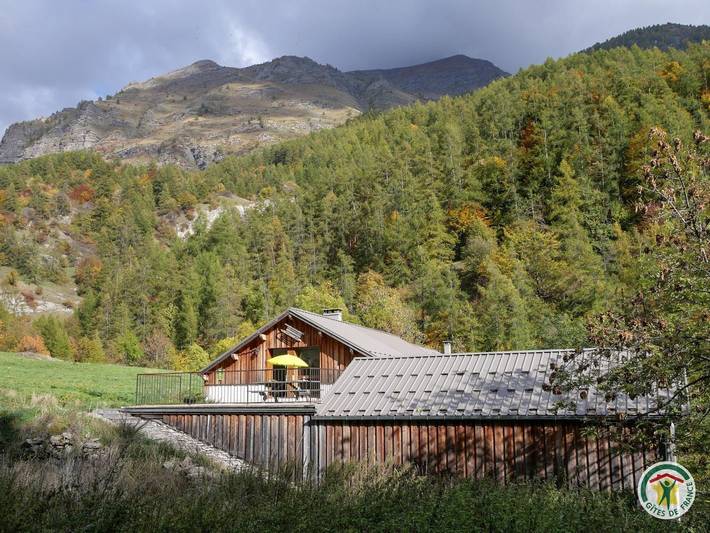 Gîtes de la Lame : La Grange in Réallon, Nationalpark Écrins