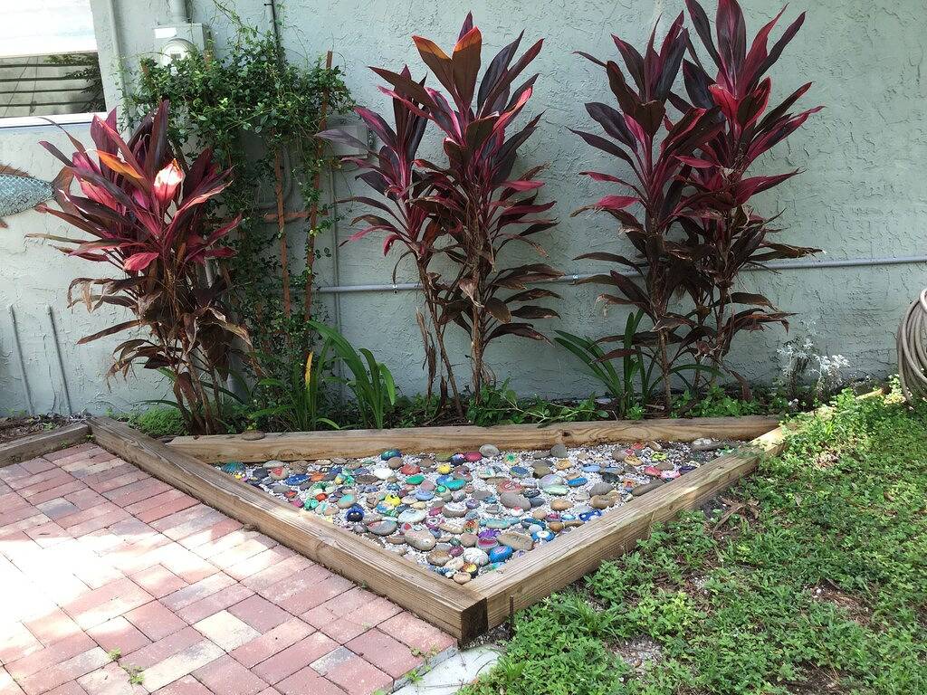 Mcrobinstone Lakehouse - perfekter Kurzurlaub in der Mitte des Jahrhunderts am verschlafenen Lake Pierce in Lake Pierce, Zentral Florida