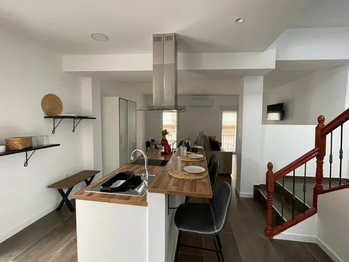 Apartamento de vacaciones para 3 personas, con vistas y balcón - 1