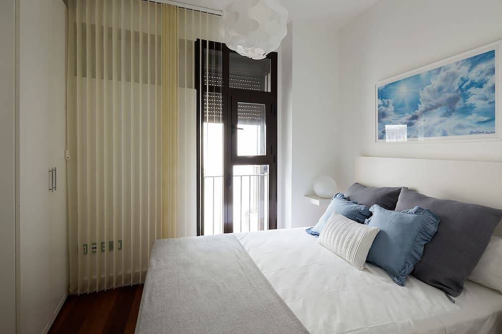 Apartamento entero, Relator Terraza. 3 dormitorios, 3 baños, terraza y piscina privada in Casco Antiguo, Sevilla