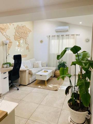 Gîte pour 2 personnes, avec jardin à Lançon-Provence