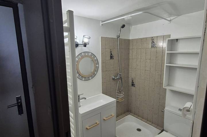 Gîte pour 4 personnes, animaux acceptés à Laveissière - 3