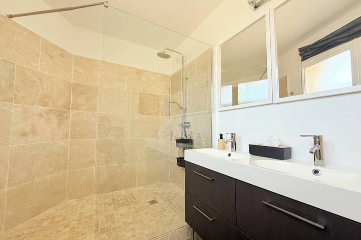 Gîte pour 10 personnes, avec jardin à Suze-la-Rousse - 3