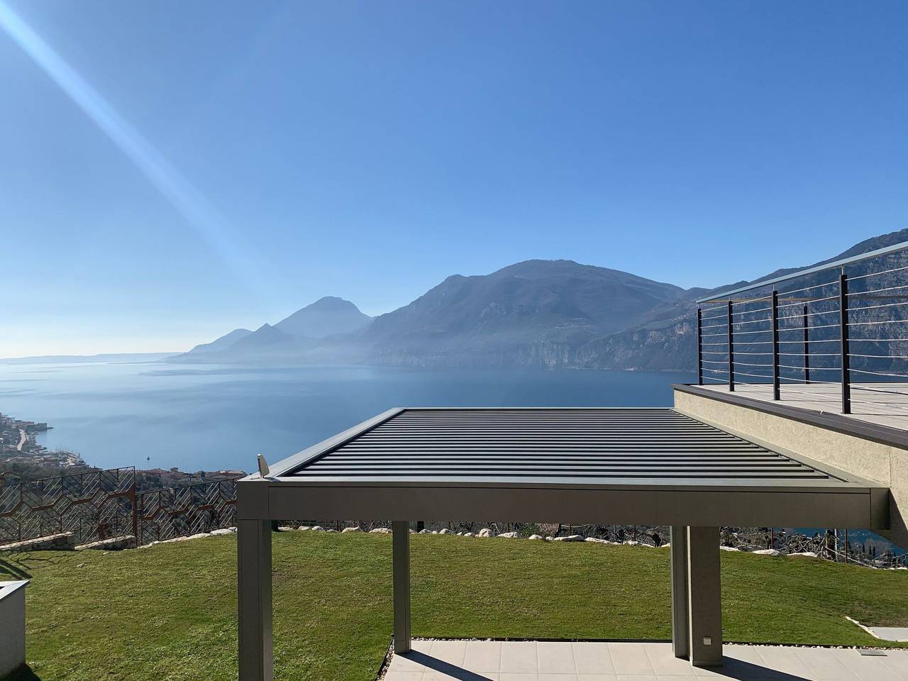 Sopralago ein Ferienhaus in Traumlage am Gardasee in Cassone di Malcesine, Malcesine