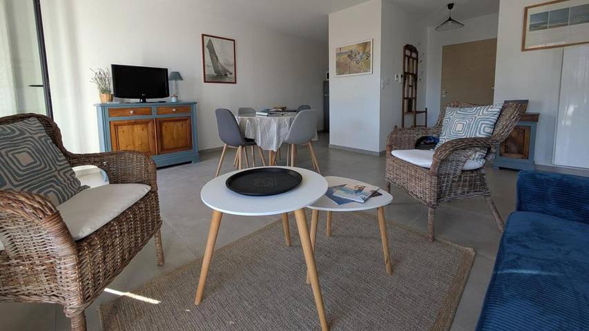 Gîte pour 3 personnes, avec vue et balcon dans Plage Du Port Meleu Prefailles - 4