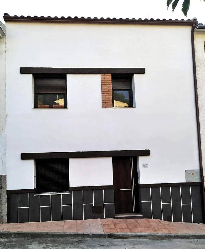 Casa de vacaciones para 16 personas, con Balcón y Terraza además de Piscina y Vistas en Sierra de Segura - 2