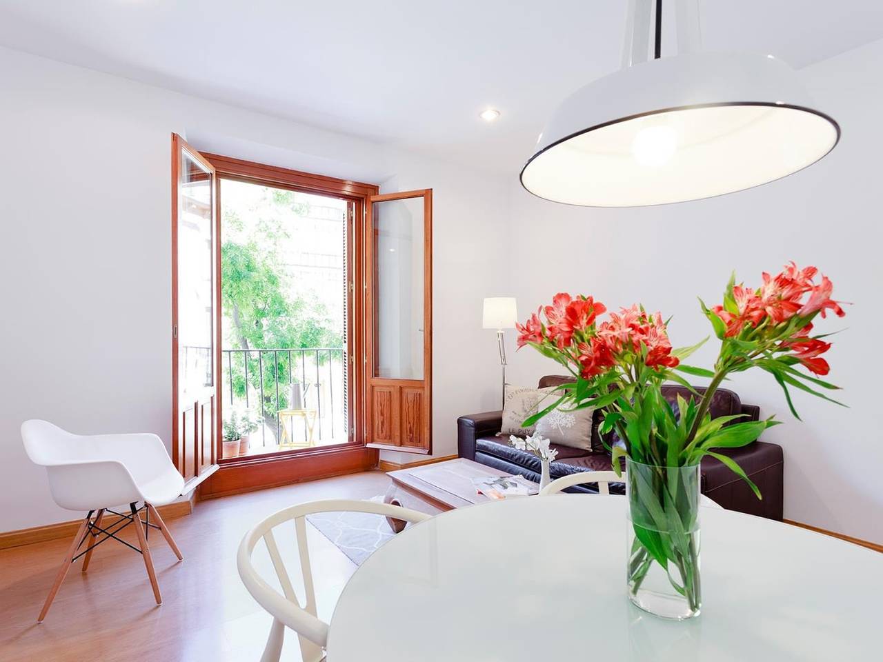 Entire vacation apartment, San Miguel Apartment in Centro (Madrid), Madrid