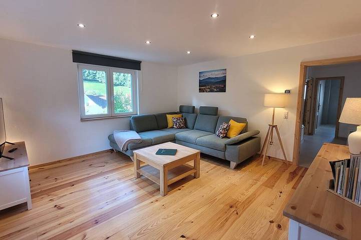 Ferienwohnung für 4 Personen, mit Terrasse und Garten in Simonswald
